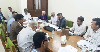 বিশেষজ্ঞদের সঙ্গে ঐকমত্য কমিশনের পর্যালোচনা সভা অনুষ্ঠিত